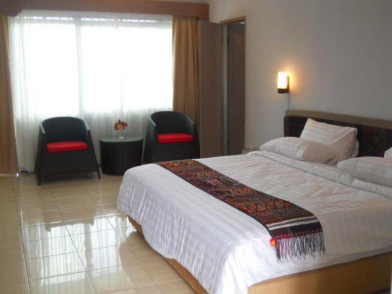 Patra Comfort Parapat Exterior foto